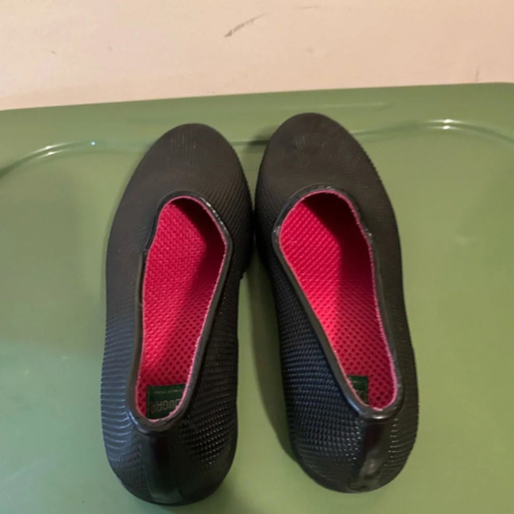 Cougar Ruby Slip-On Shoes Waterproof Rubber Black Snake Low Heel Garden Sz. 10